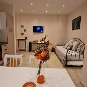 casa-stella-centro-foce.hotelitalianriviera.com/